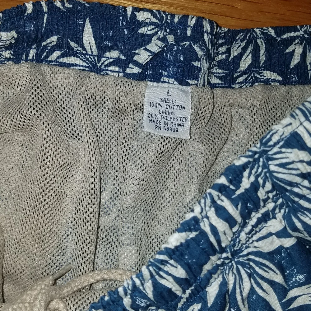 Roundtree & Yorke swim trunks. Palm leaves